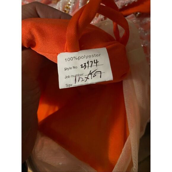 Sheer Overlay Sequins Bead Embellishments Illusion Neckline Dress 112x151CM - Picture 9 of 9